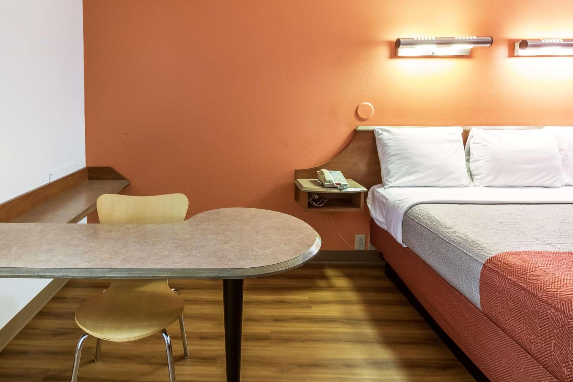 6-dayton, Oh - Hotel 2*